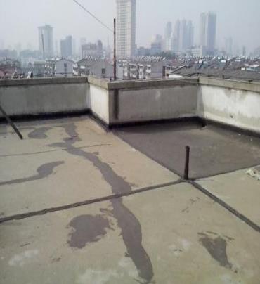 安龙漏水维修 楼顶漏水是什么原因，楼顶漏水维修方法是什么?